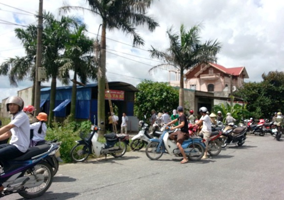 Cơ sở kinh doanh gà ri ta của 3 mẹ con chị Phạm Thúy Hương tại thôn Hòa Nhất, xã Đặng Cương, huyện An Dương (Hải Phòng).