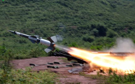 Hinh anh ban thanh cong to hop ten lua phong khong cai tien hinh anh