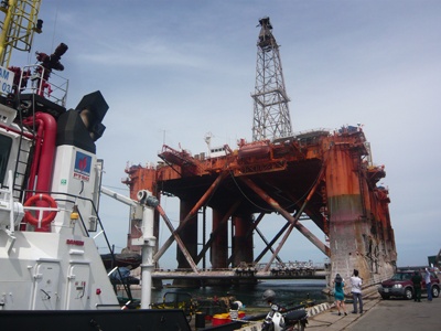 Theo lãnh đạo Cảng vụ Dung Quất, tỉnh Quảng Ngãi, giàn khoan Đại Hùng được di chuyển về cảng Dung Quất vào tháng 5/2014. Hiện, giàn khoan Đại Hùng đang được neo tại cảng để chuẩn bị tiến hành sửa chữa. 