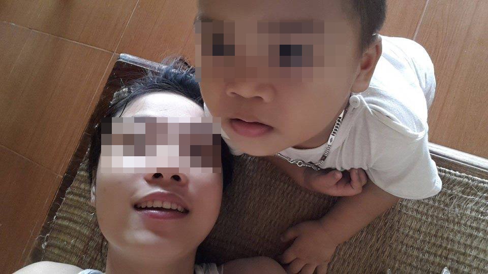 Nu y ta om con tu tu bi danh vao buoi sang dinh menh? hinh anh