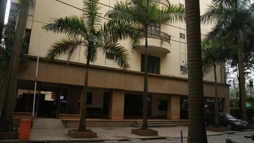 Nghi roi van khong chiu tra nha cong vu hinh anh