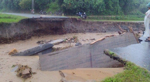 Hai vu sat lo dat o Lang Son, 7 nguoi tu vong hinh anh