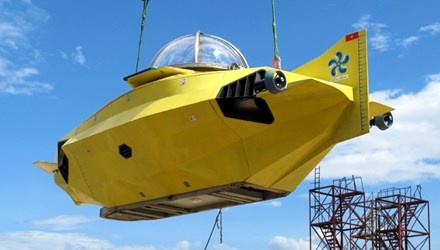 Dự án chế tạo lần đầu tiên tại Việt Nam tàu lặn loại nhỏ có tên gọi Hòa Bình, đạt tiêu chuẩn quốc tế, là dự án sản xuất thử nghiệm độc lập cấp nhà nước, Cty cổ phần Đầu tư và Phát triển công nghệ cao Vinashin thực hiện theo yêu cầu của Bộ KHCN với kinh phí hơn <abbr class=