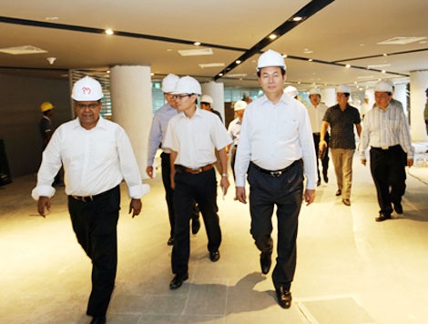 Bo truong Cong an tham to hop Interpol toan cau hinh anh