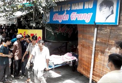 Bi kich cuoc tinh vung trom trong vu chet chay o tiem toc hinh anh