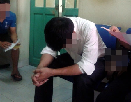 Nuoc mat dan ong trong phong tra ket qua hiem muon hinh anh