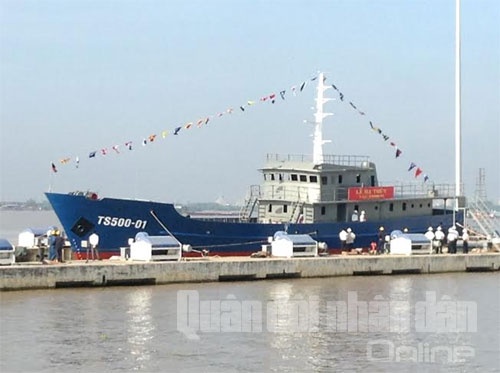 Hình ảnh tàu trinh sát 500CV (ký hiệu TS500-01) được hạ thủy.