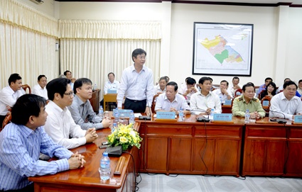 Bi cach chuc chu tich xa lai duoc bau lam cap pho HDND hinh anh