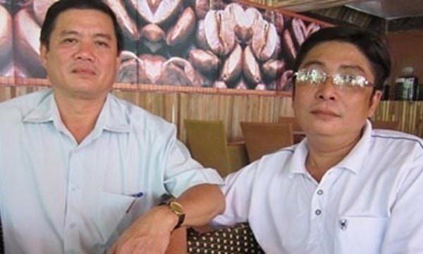 Ky luat hai pho giam doc so 'choang' nhau o quan karaoke hinh anh