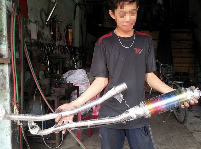 Pô “độ” có thể gắn cho các loại môtô, chỉ cần thay đổi cổ pô được người bán quảng cáo có tiếng nổ lớn. 