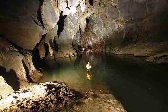 Phat hien hoa thach nhieu trieu tuoi o hang Toi hinh anh