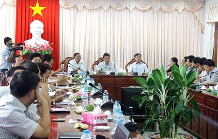 Pho chanh thanh tra xin 'tre lai 3 tuoi' hinh anh