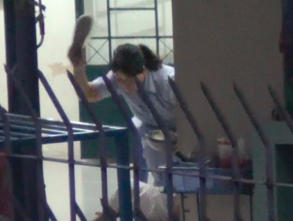 Hanh ha tre HIV trong bua an hinh anh