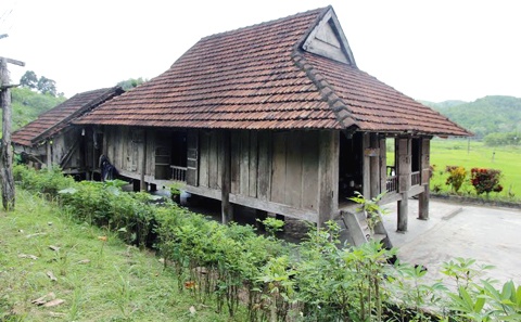 Một ngôi nhà sàn trong làng Mường.