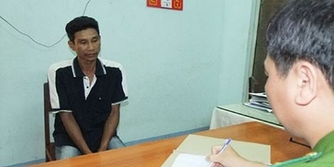 Bat ke cuong ghen sat hai vo da man hinh anh