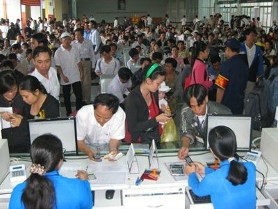 Duong sat khoa 54.000 cho nghi... 'co' ve hinh anh