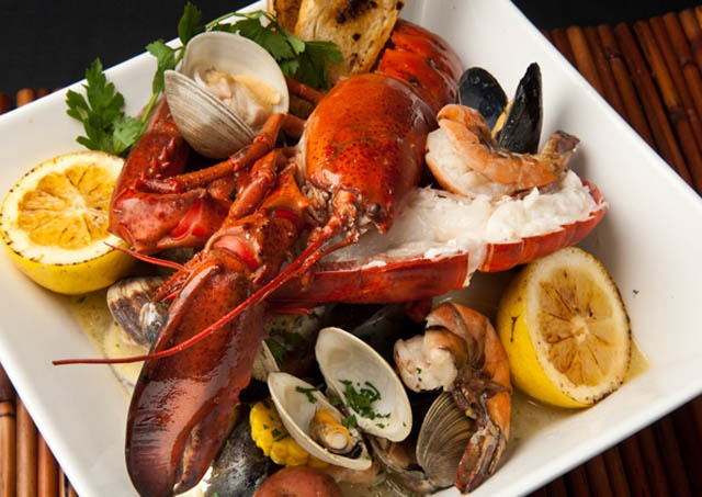 Nhung thuc pham lam benh gut them nang hinh anh