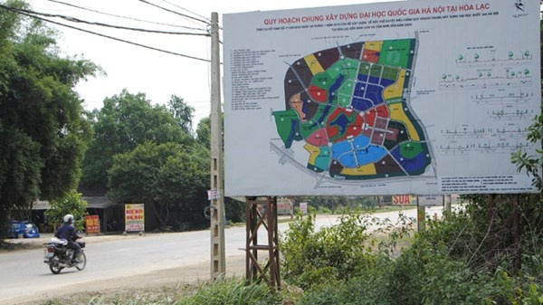 Dự án xây dựng ĐHQG Hà Nội tại Hòa Lạc nhiều năm vẫn “dậm chân tại chỗ”.