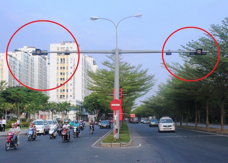 Bay 'tu than' rinh rap nguoi dan tren dai lo nghin ty hinh anh