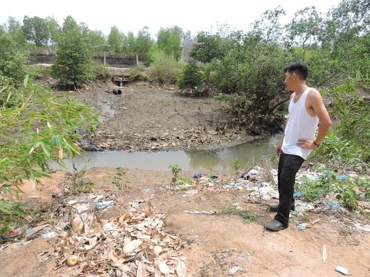 Choi ben rach nuoc, 4 tre tu vong hinh anh