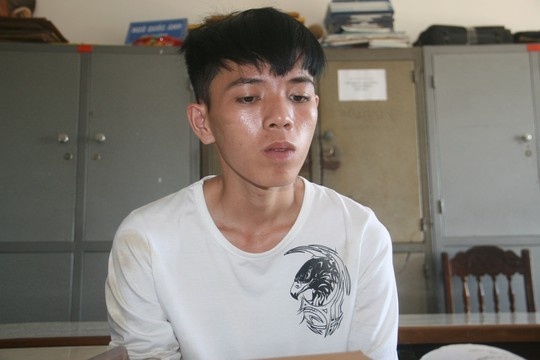 ​Nghĩ rằng công an không biết mình gây án nên Hùng trở về Quảng Nam thì bị tóm gọn.