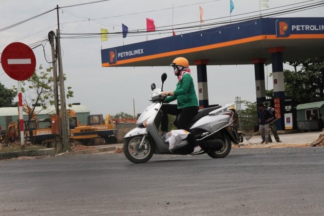 Thu phi nhung duong hu khong sua hinh anh