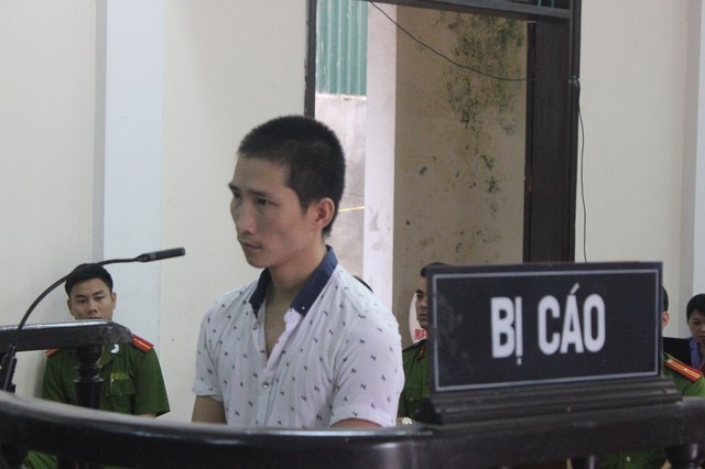 Đệ luôn mồm chối tội khi đứng trước vành móng ngựa.