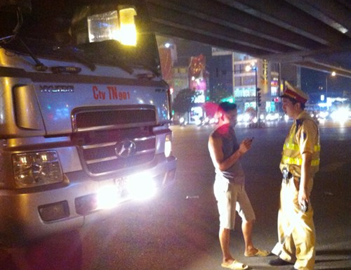 Mat hieu cua 'xe vua' hinh anh