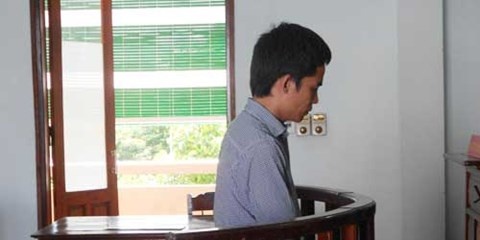 Cho ga dep trai di nho xe, thieu nu mat ca tinh lan tien hinh anh