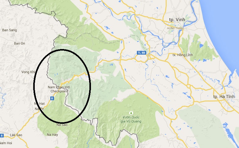 Cu nguoi di xac minh vet sang va tieng no lon khu bien gioi hinh anh