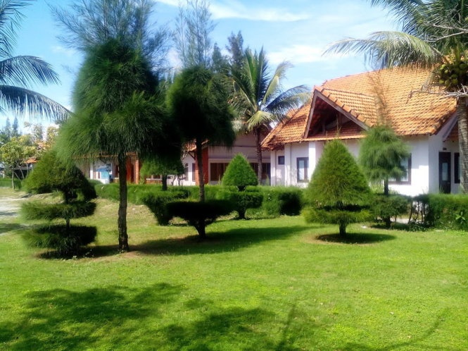 Chu khu nghi duong 'lo' du khach bi cho can, keu ai? hinh anh