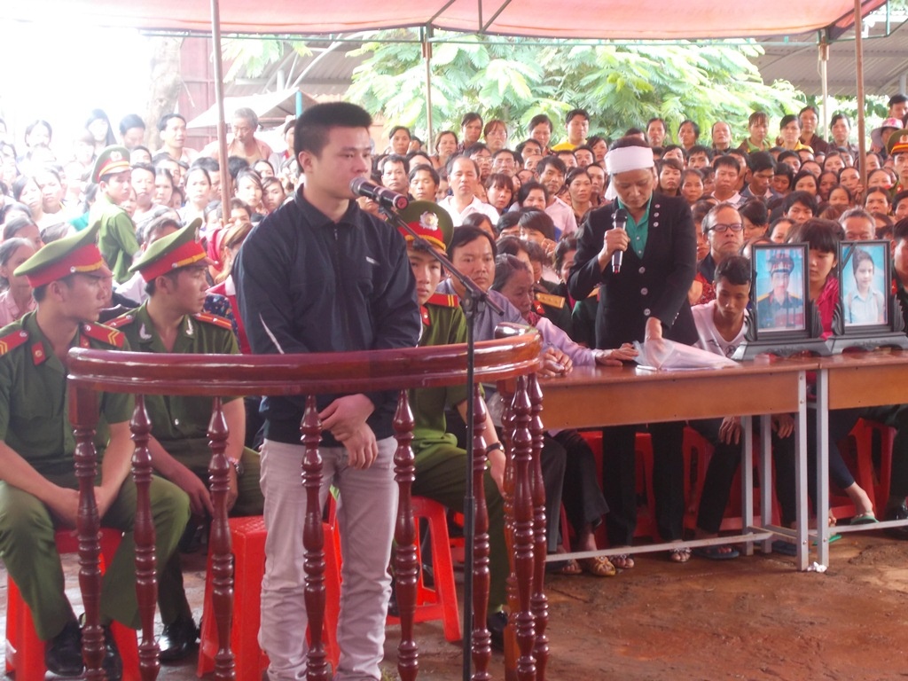 Tu hinh ke sat hai gia dinh thieu nu chan dong Gia Lai hinh anh