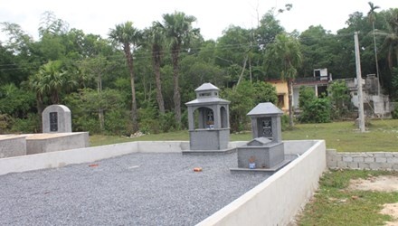 Am anh song canh nghia trang hinh anh