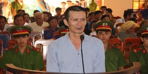 Tu 14 nam sau 'man' chui gam giuong bat vo ngoai tinh hinh anh