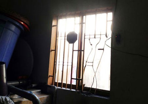 Bi trom 85 trieu dong khi vang nha hinh anh