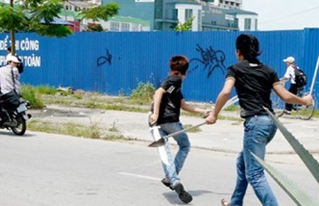 Kinh hoang bi giang ho truy sat den chet vi lo... nhin lai hinh anh