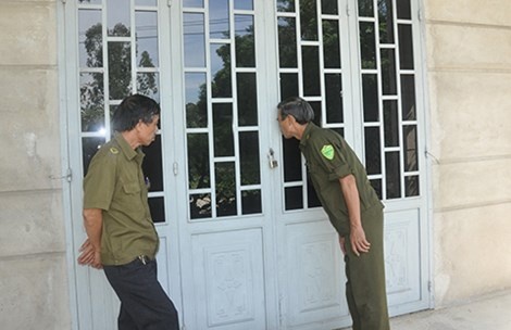 Căn nhà ở Điện Thắng Nam do Nghĩa, Tây thuê làm nơi cất giấu xe máy trộm cắp.