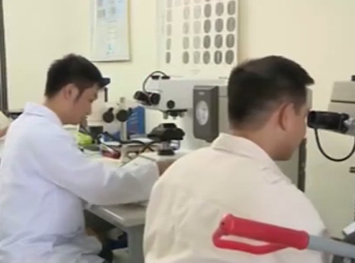 Luong cua can bo nghien cuu chi du an 3 bat pho/ngay? hinh anh