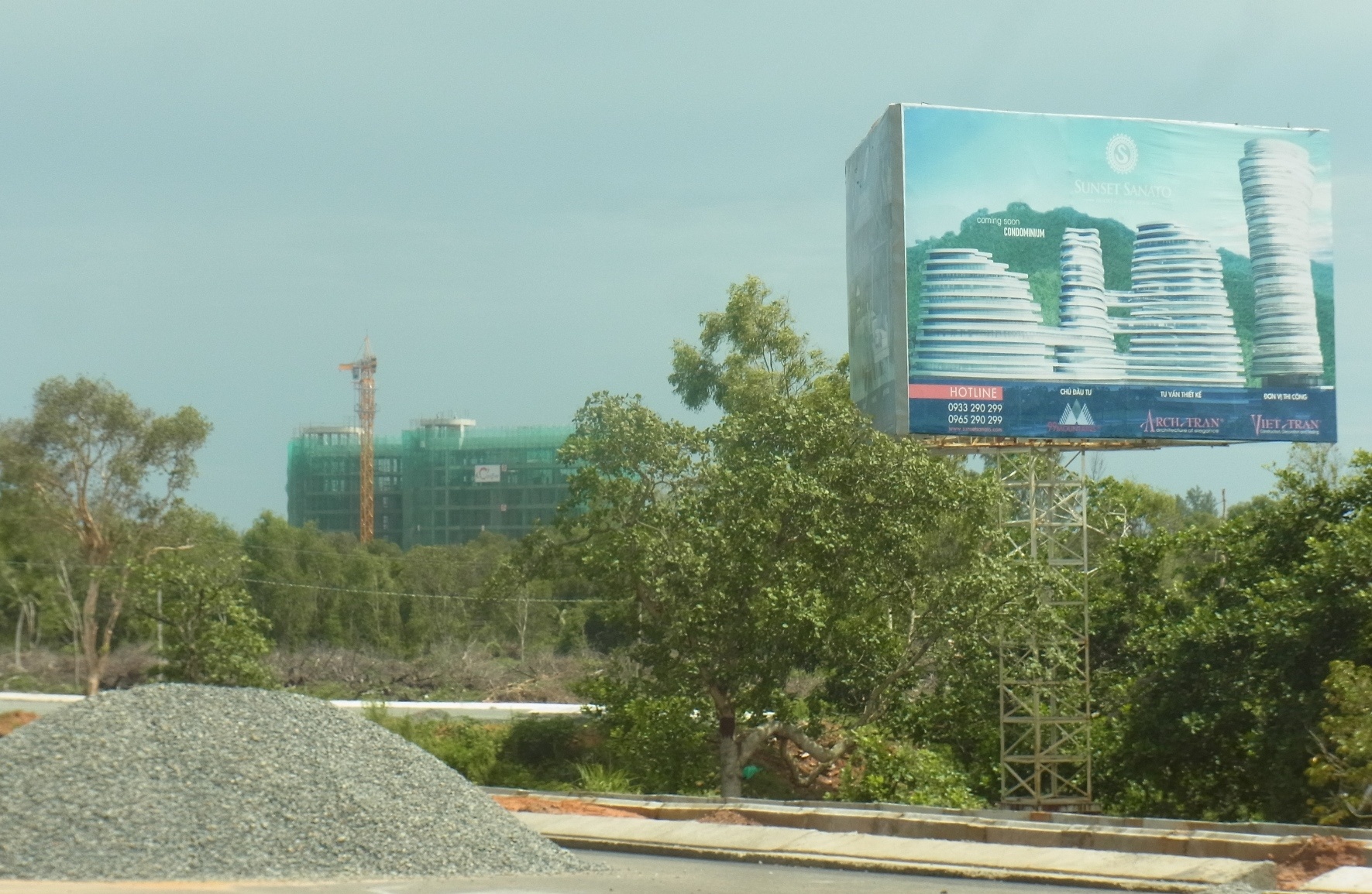 Nhiều nông dân, ngư dân đã dời đi để nhường đất cho những dự án lớn ở Phú Quốc.