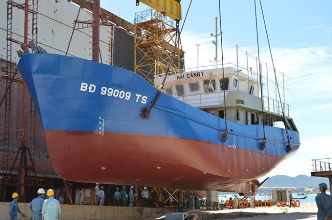 Ha thuy tau danh ca vo thep dau tien tai Cam Ranh hinh anh