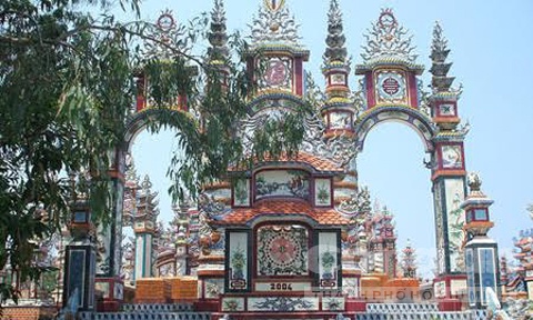 Nguoi song do bac ty 'nuoi' nguoi da chet o 'thanh pho ma' hinh anh