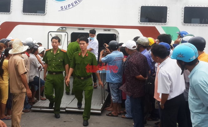 Khau sung ban chet nguoi o Phu Quoc mua gia 15 trieu dong hinh anh