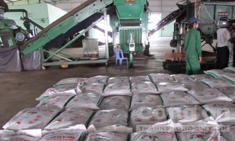 Nhà máy rác nguồn thu chủ yếu từ phân và phế liệu.