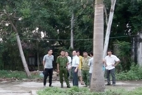 Lực lượng chức năng điều tra vụ việc - Ảnh: CAND.