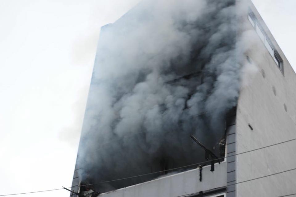 Chay nha 6 tang tai Ha Noi hinh anh