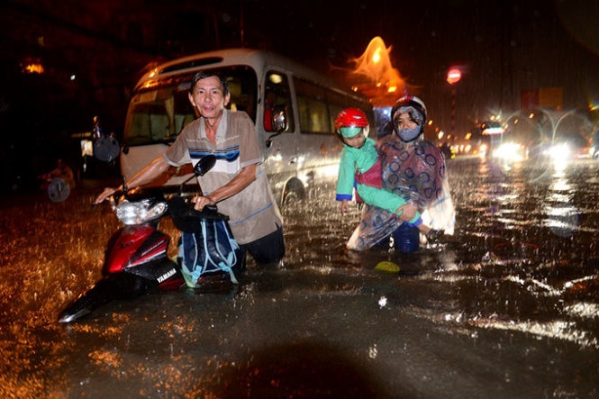 TP HCM xay ho chong ngap hinh anh