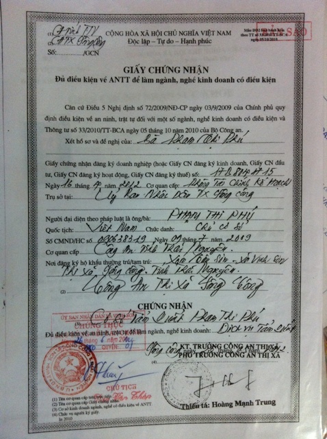 Giấy chứng nhận đăng ký kinh doanh.