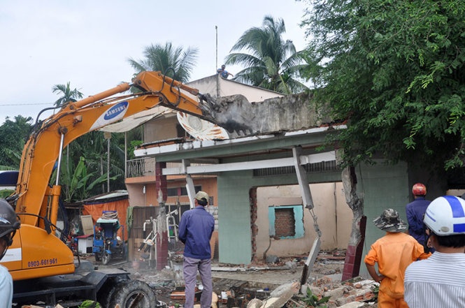 Cuong che, thu hoi mat bang cho du an metro hinh anh