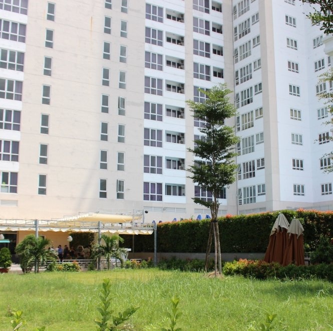 Nguoi dan ong Han Quoc roi tu tang 19 chung cu hinh anh