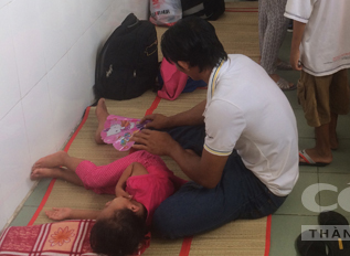 Nhieu dich benh o at bung phat, benh nhi nam ngoai hanh lang hinh anh